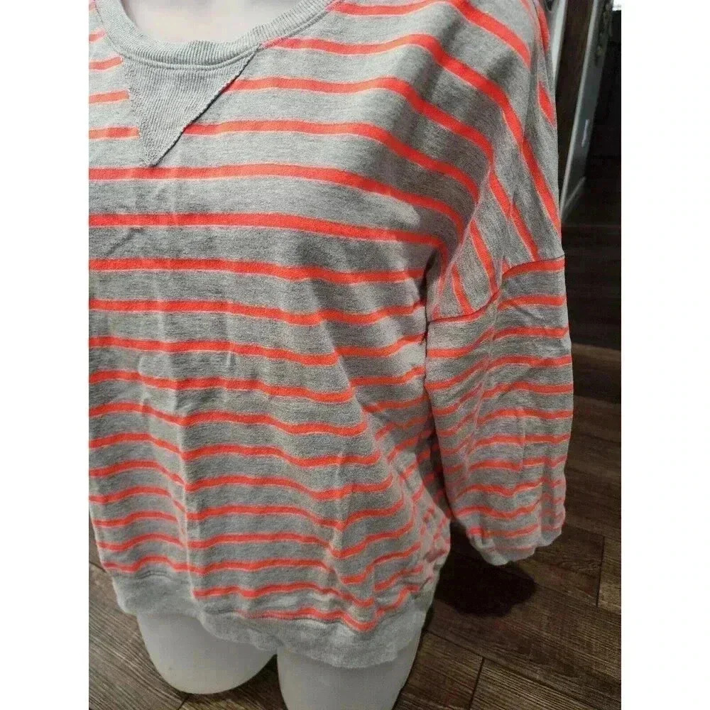 Maurices Women’s Size XL Gray Neon Orange Stripe Sweatshirt Crewneck - Picture 2 of 5